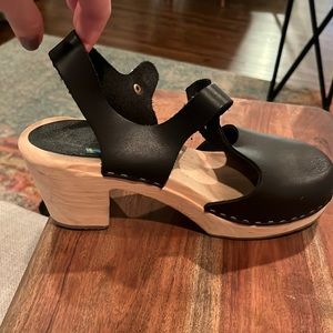 Like New Lottas Wooden Clogs